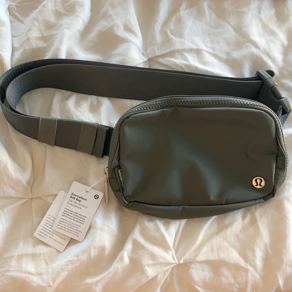 lululemon athletica Handbags - Lululemon Everywhere Belt Bag - Sage Grey Green
